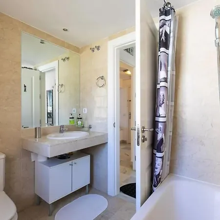 Horizon Living Apartment